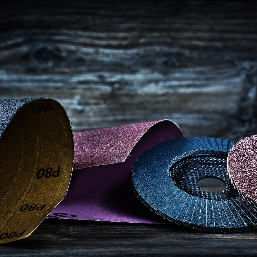 Tratamento Especial Opções com camadas de resina que reduzem a temperatura de trabalho, prevenindo o escurecimento (queima) de peças em aço inoxidável.